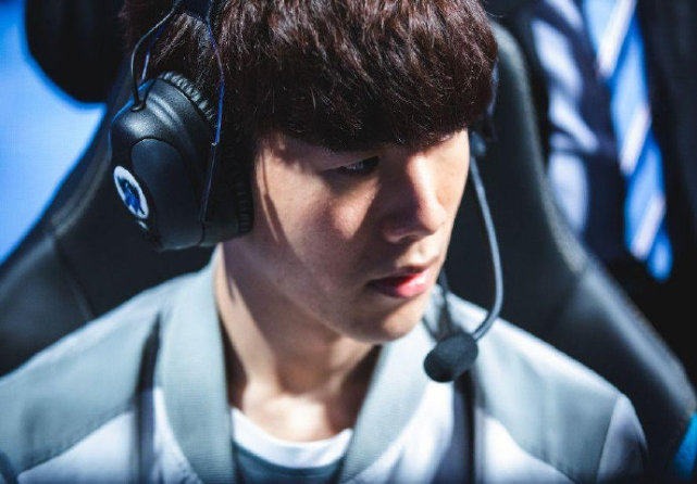 作为资深球 作为资深球