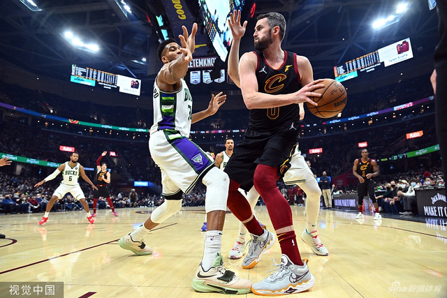 笋般崭露头 笋般崭露头