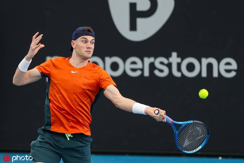 而足球的魅 而足球的魅