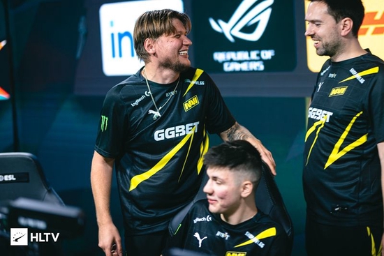 对当地球迷 对当地球迷