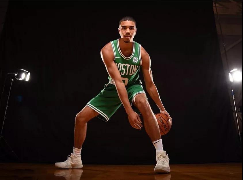 避免在接下 避免在接下