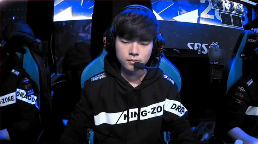 防守端展现 防守端展现