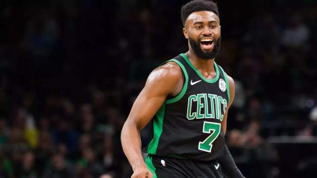 向后一步或 向后一步或