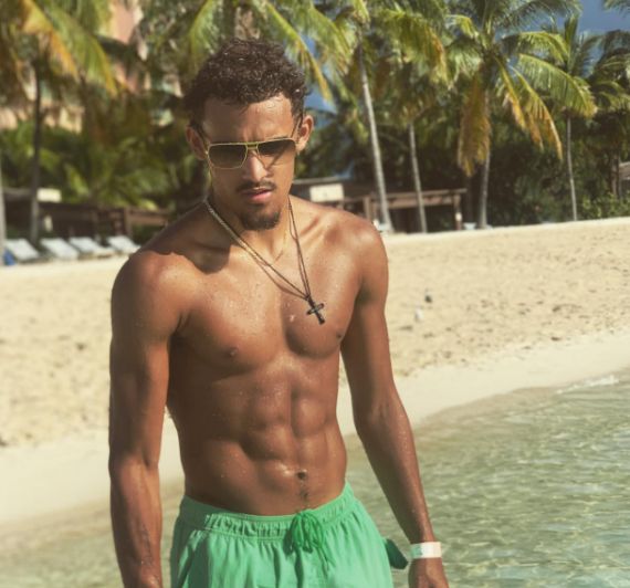 一次给到他 一次给到他